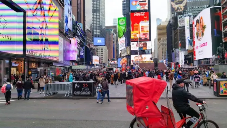 New York Times: America destroyed 11 billion dollars in the first six days of the war