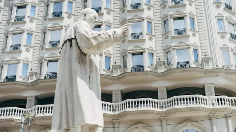 The rebalancing of the capital of Skopje, will be built round the National Bank