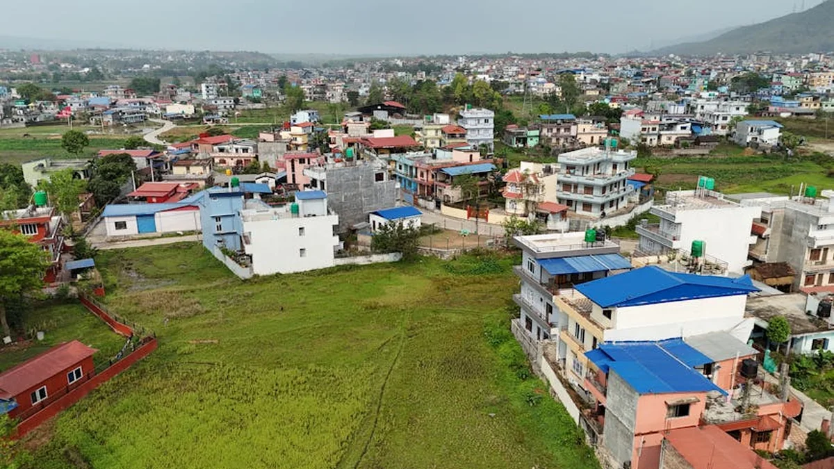 INVESTICISTIC CYCLUS OF 700,000 EURO: In Mogila streets, sewerage and water supply systems are being built