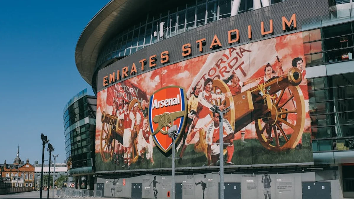 Arsenal with the championship parade in London!(PHOTO+VIDEO)