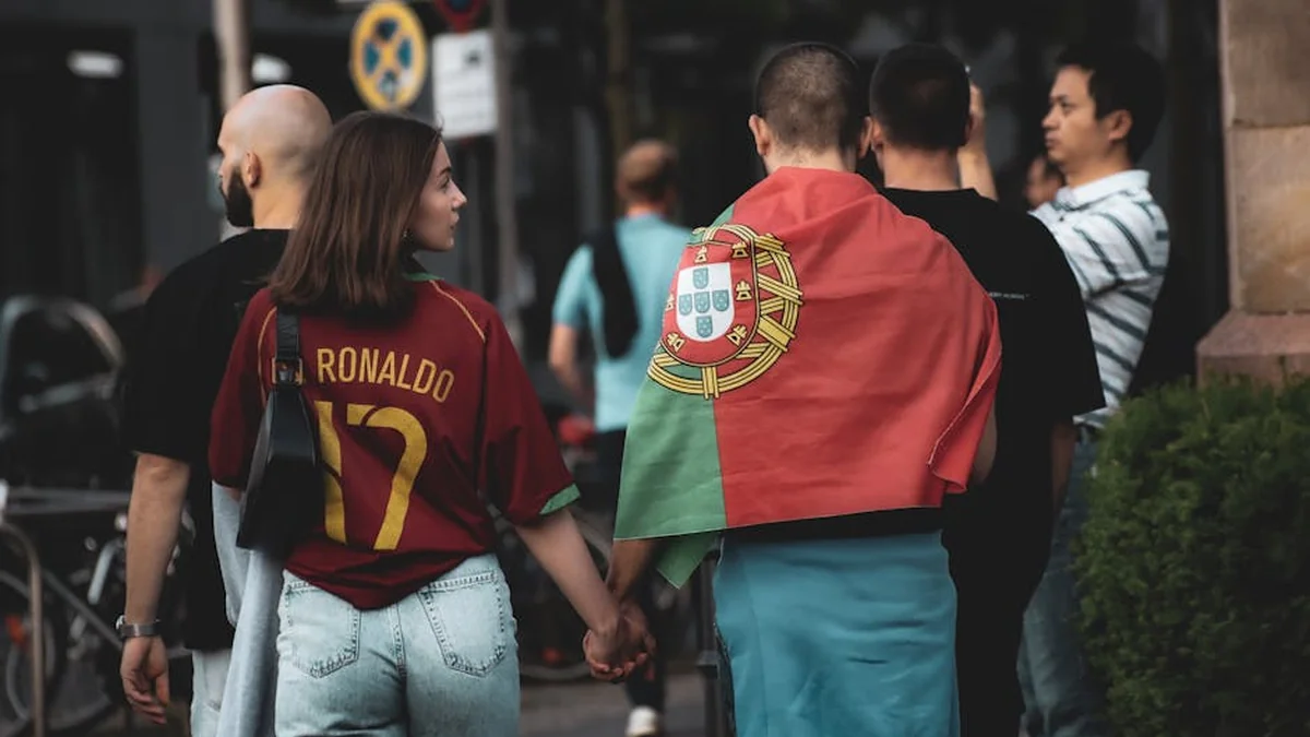 Ochoa as well as Mesih and Ronaldo will go to the Six Nations