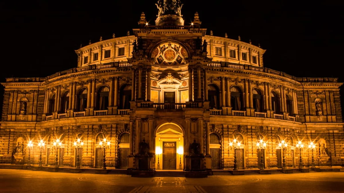 The exhibition “Nabucco” is dedicated to the former Minister of the Interior, Velkov, and closed 54. “May Night Opera”