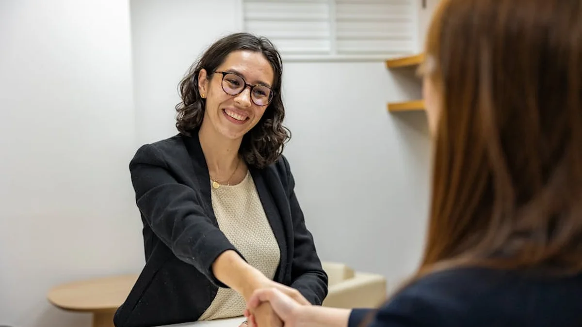 The government: 40 million euros for the recruitment of over 10,000 people