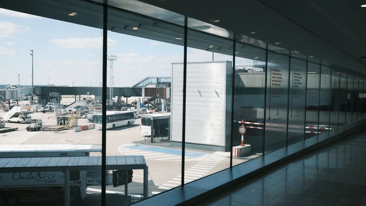 A large amount of drugs was found in the parking lot at the Airport