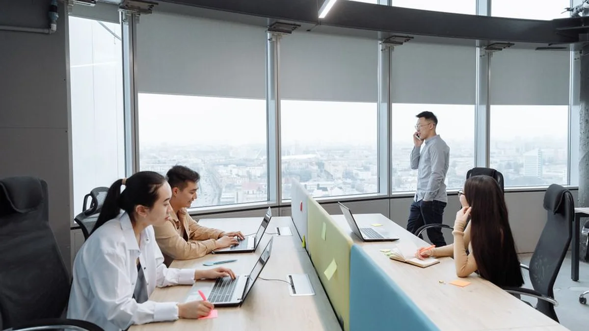 STUDENTS, EXERCISE YOUR MOMENT OF LEISURE – “Months of Internship” for a fruitful experience in the labor market