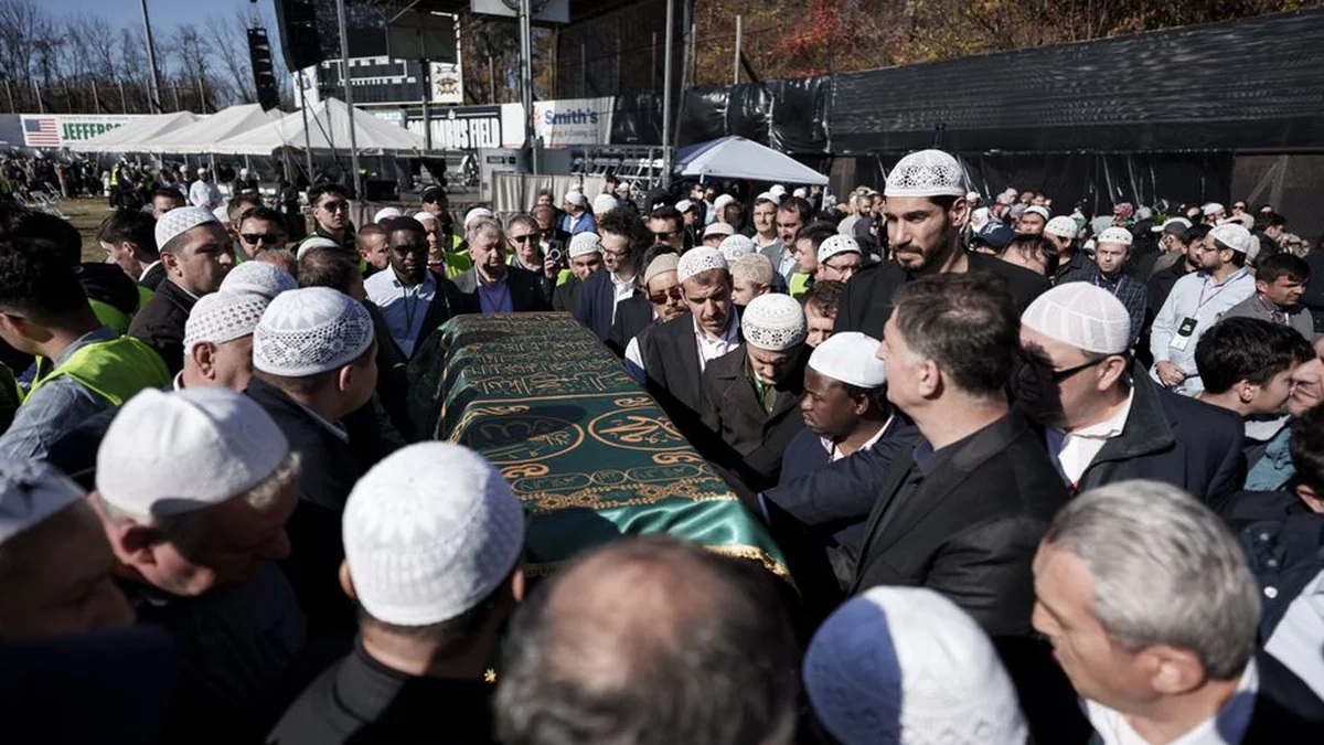 The Iranian Ayatollah Ali Hamnei was buried in Mashhad