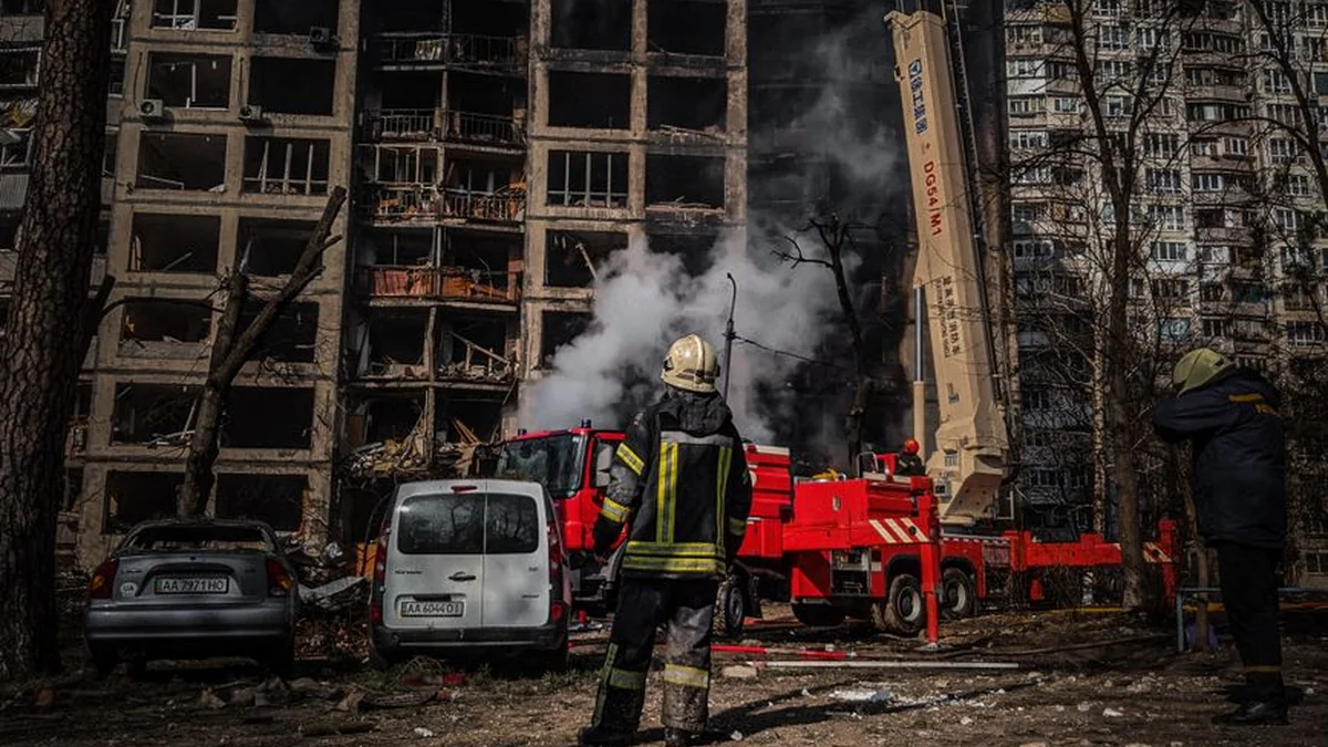 MAJKA S O DETE PADNAA IN THE FIRE – THAT’S WHAT STRUMITCHI FIREMEN SAVED THEIR LIVES